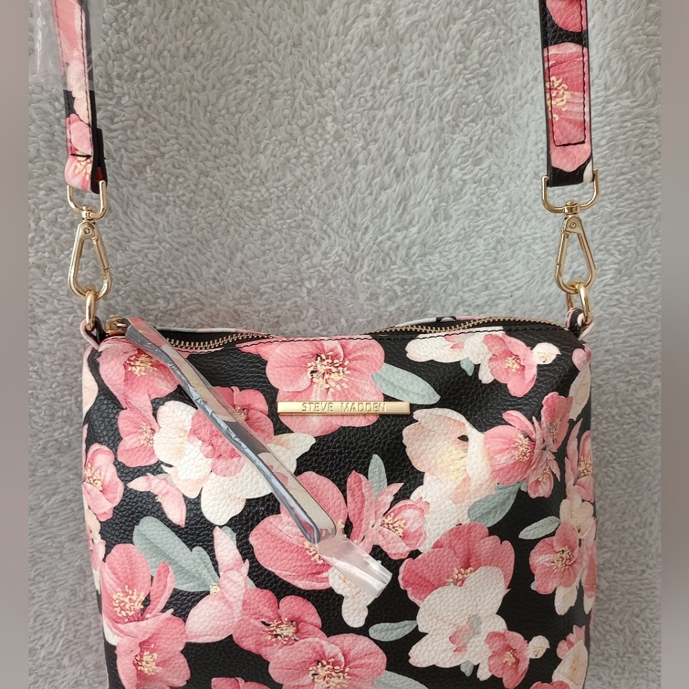 NWOT Steve Madden pink Spring floral crossbody
